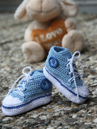 Cute Baby Tennis shoes - Crochet Pattern - boy or girl