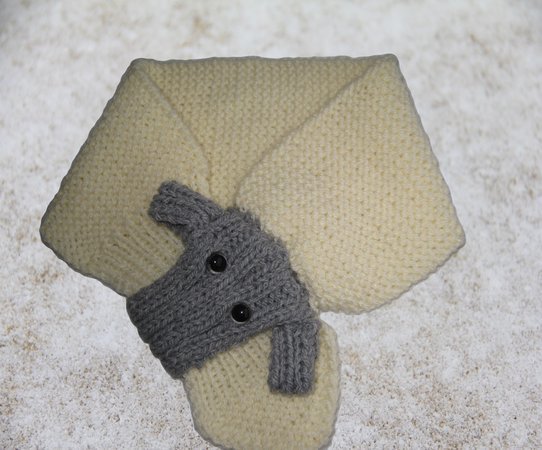 Strickanleitung Schal für Babys und Kinder mit tollem Schafmotiv für Babys und Kinder bis zu 2 Jahren