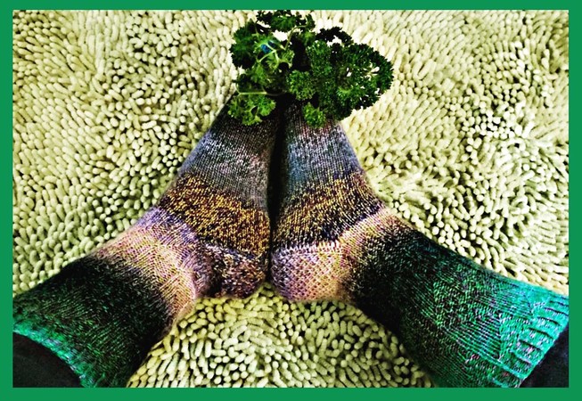 Socken die locken Sockenstrickkalender 2018, 12 Anleitungen zum Socken stricken