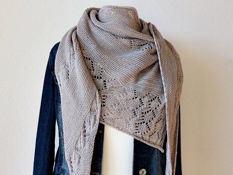 Knitting pattern shawl "Cloudy Day"