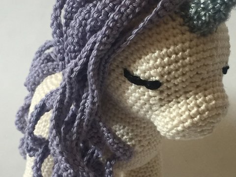 Einhorn Emma Häkelanleitung