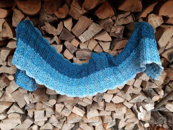 One More Cuddle - Häkelanleitung unisex Schal & Loop mit 3D-Effekt