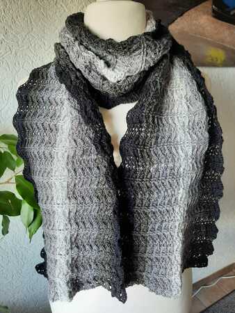 One More Cuddle - Häkelanleitung unisex Schal & Loop mit 3D-Effekt