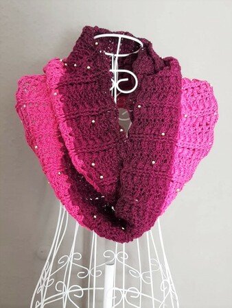 One More Cuddle - Häkelanleitung unisex Schal & Loop mit 3D-Effekt