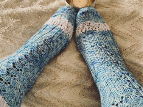 Hidden Pi Socks - knitting pattern