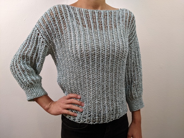 Strickanleitung Lochmuster Pullover mit Dreiviertelarmen