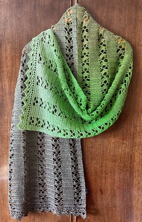Pattern Ezella Shawl