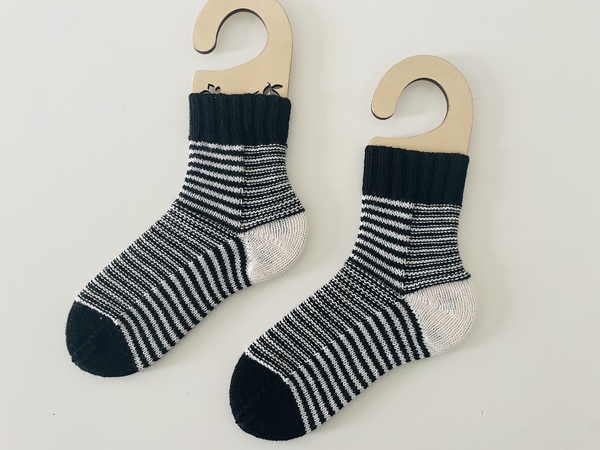 Strickvorlage für trendige Sockenmuster