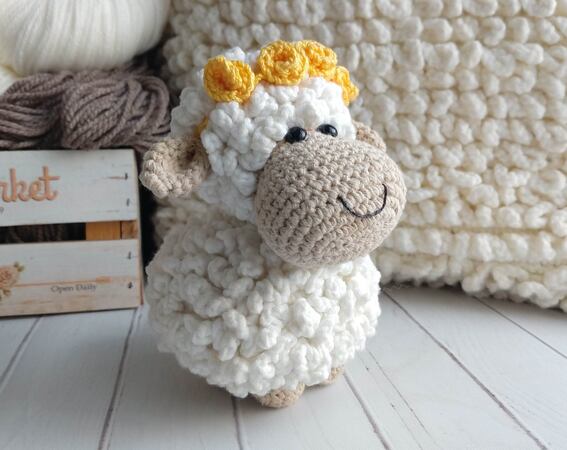 Crochet Pattern, Amigurumi Oli the Sheep