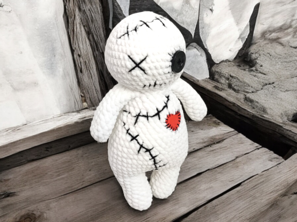 Häkelanleitung für eine Voodoo-Puppe – PDF-Datei zum Selbermachen
